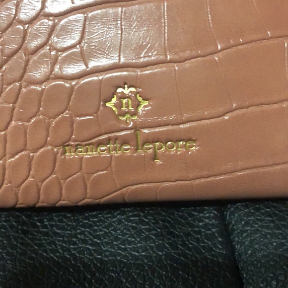 NWT Nanette Lepore wristlet wallet - Picture 2 of 4